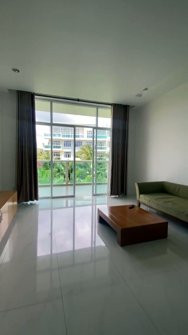 B708 — Apartments 2 bdr. B708 GV